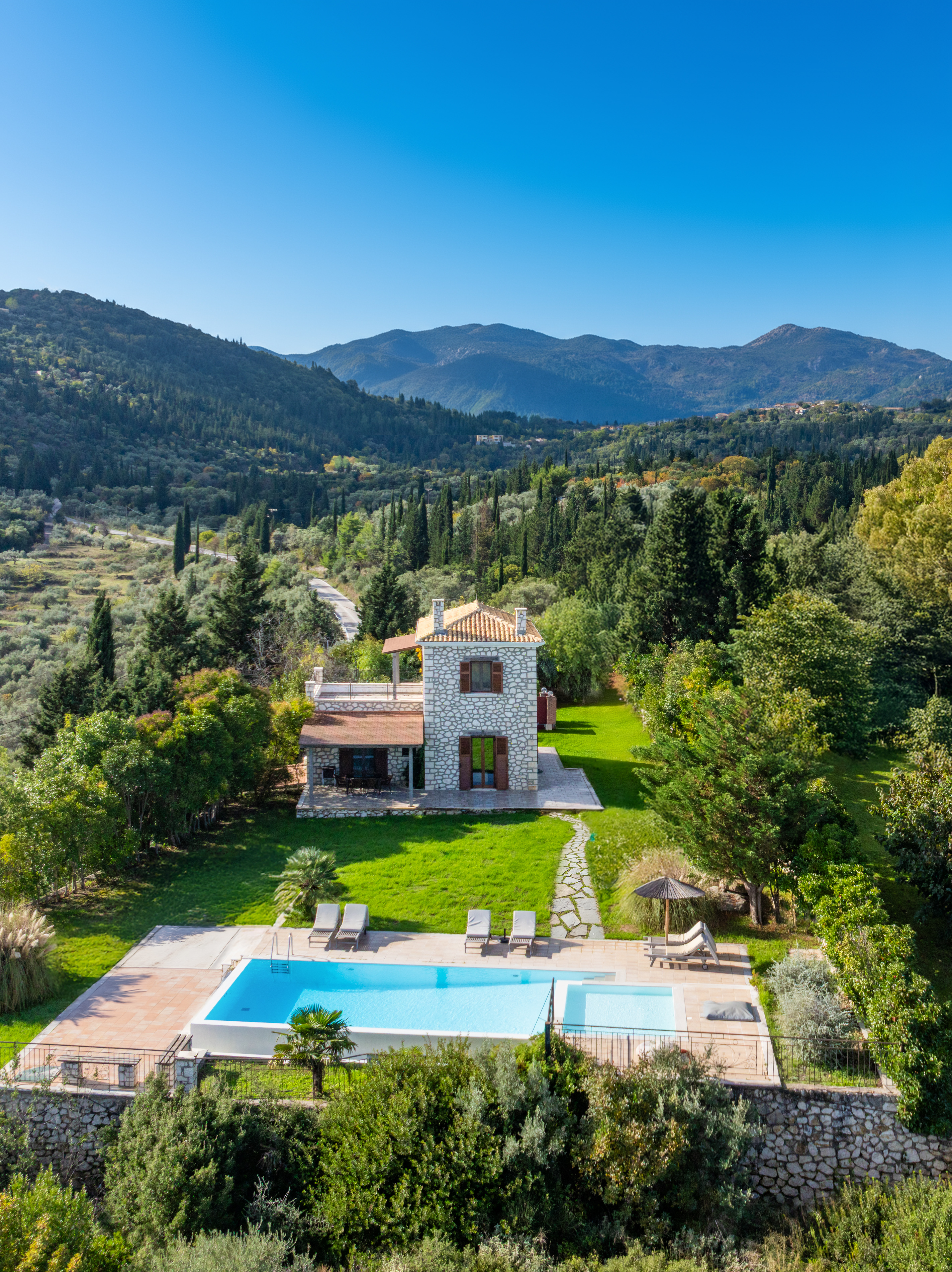 Villa Nisa, Villa mit privatem Pool und Meerblick oberhalb der Stadt Lefkada